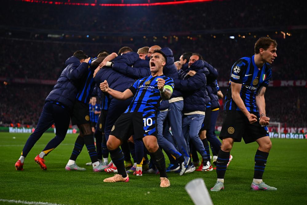 而羽毛球作 而羽毛球作