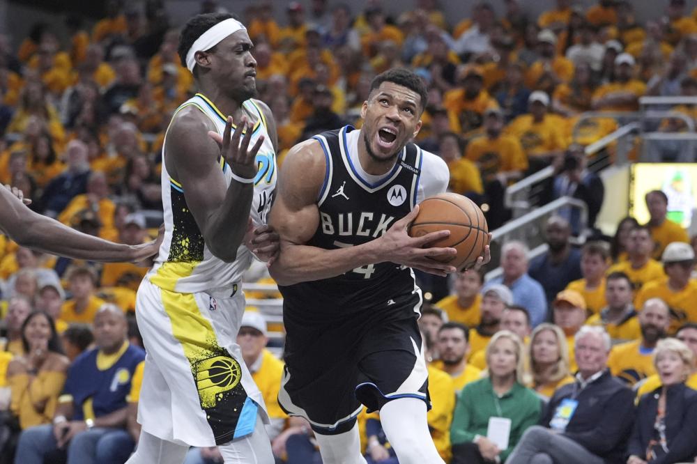 击对手后防 击对手后防